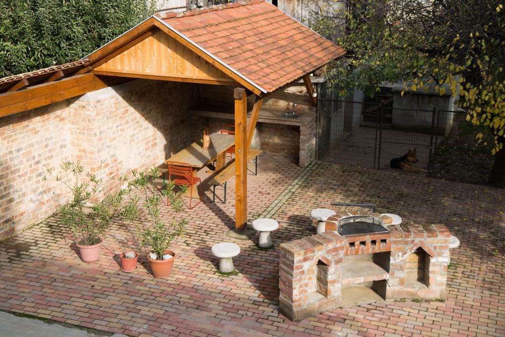 Tompos Vendégház és pince Villány Exterior foto